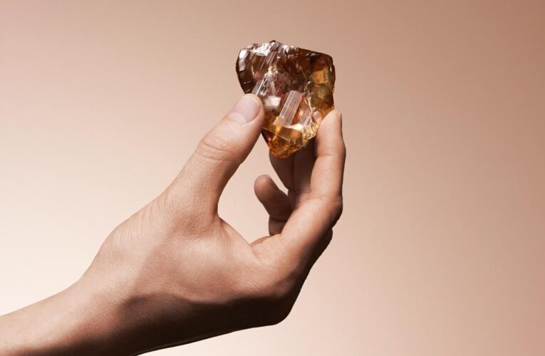 У Росії знайшли найбільший алмаз в історії