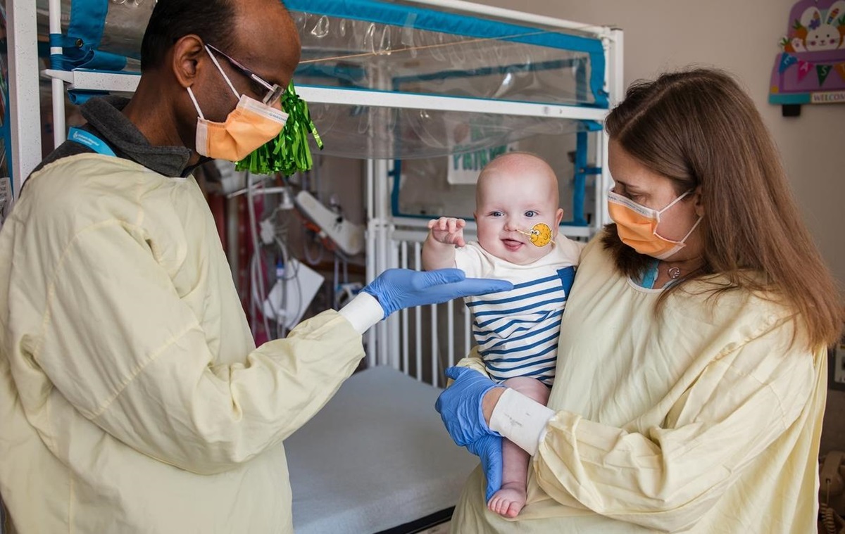 Технології - У США вперше випробували лікування "генетичними ножицями"