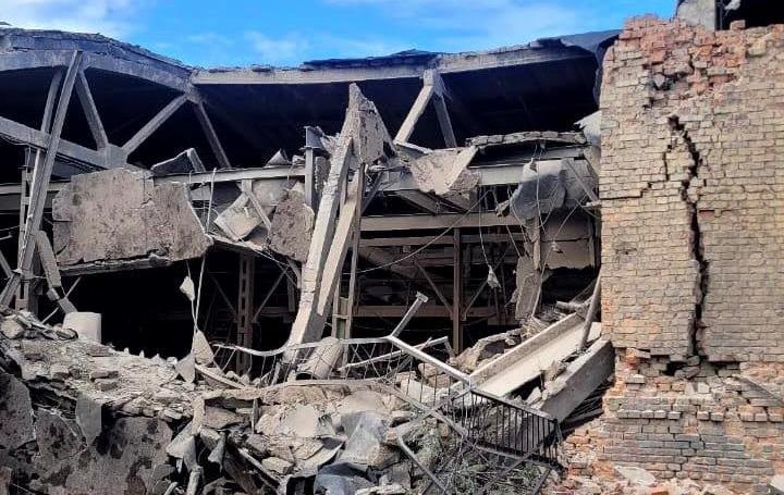 У Сумах атаковано промисловий об’єкт, є жертви