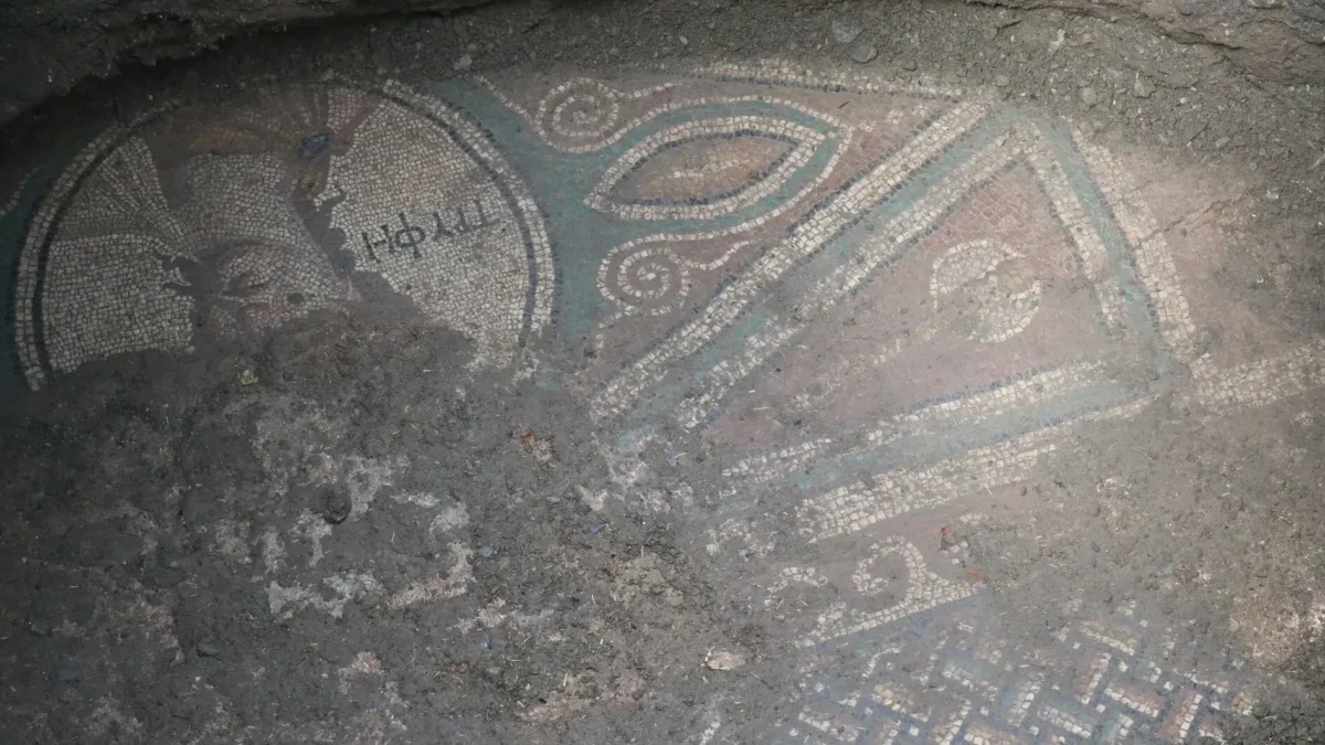 Технології - У Туреччині під час незаконних розкопок виявили давньоримську мозаїку