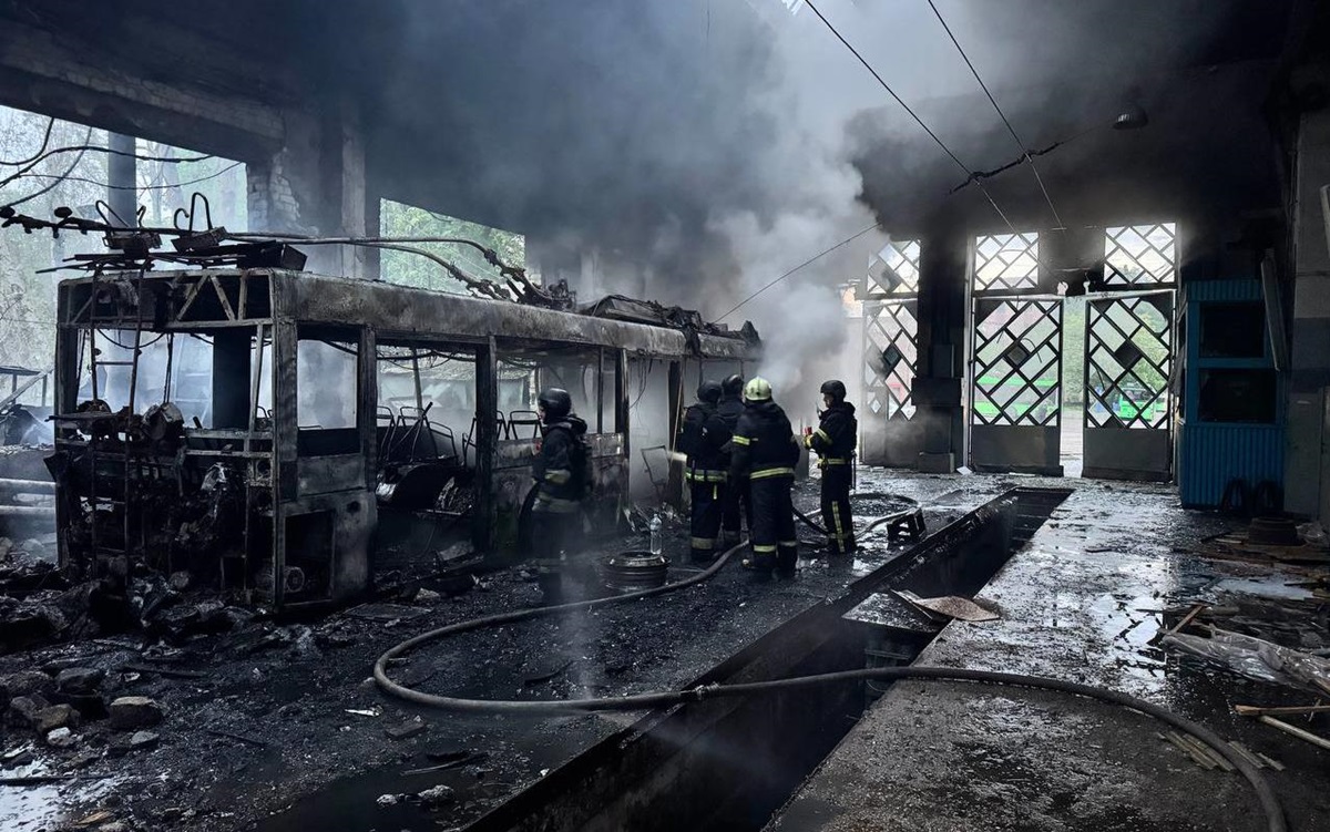 Новини України - Удар на Харкову: пошкоджено понад 30 будинків і транспортне депо