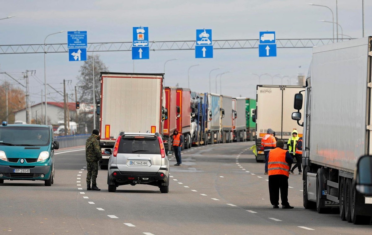 Новини України - Україна закликала Польщу до переговорів із перевізниками