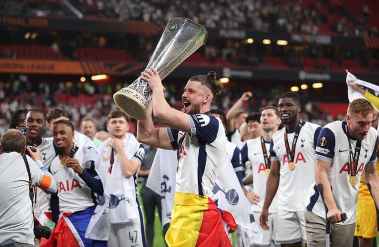 УЄФА компенсувала недостатню кількість медалей Тоттенгему з вибаченнями