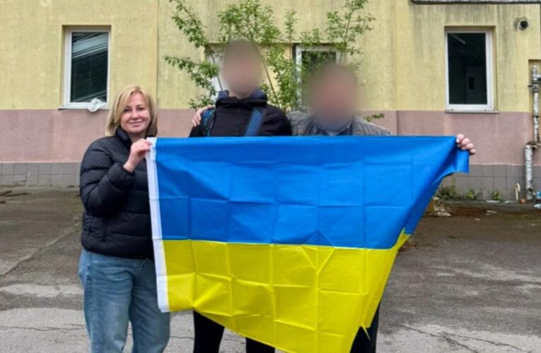 В Україну повернувся хлопець після трирічної окупації