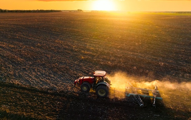 Весняна сівба: аграрії виконали 97% плану