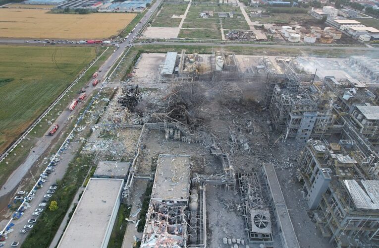 Вибух на хімічному заводі в Китаї: стало відомо про жертви