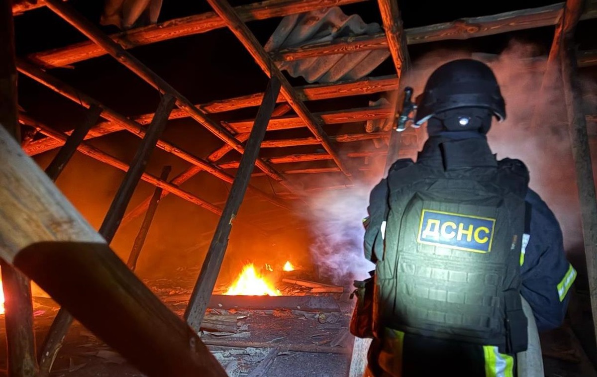 Новини України - Ворог вдарив по Черкасах: горить гуртожиток