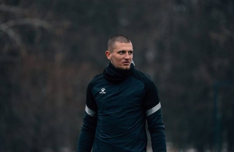 Воротареві українського клубу довелося замінити гравця з поля