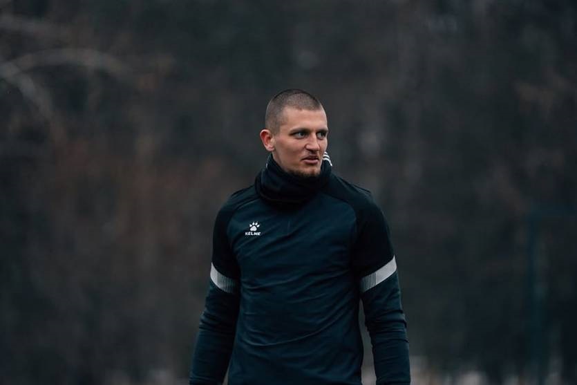 Новини спорту - Воротареві українського клубу довелося замінити гравця з поля