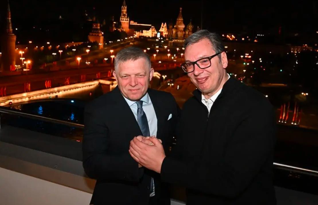 Новини світу - Вучич та Фіцо зустрілися у Москві на фоні Кремля