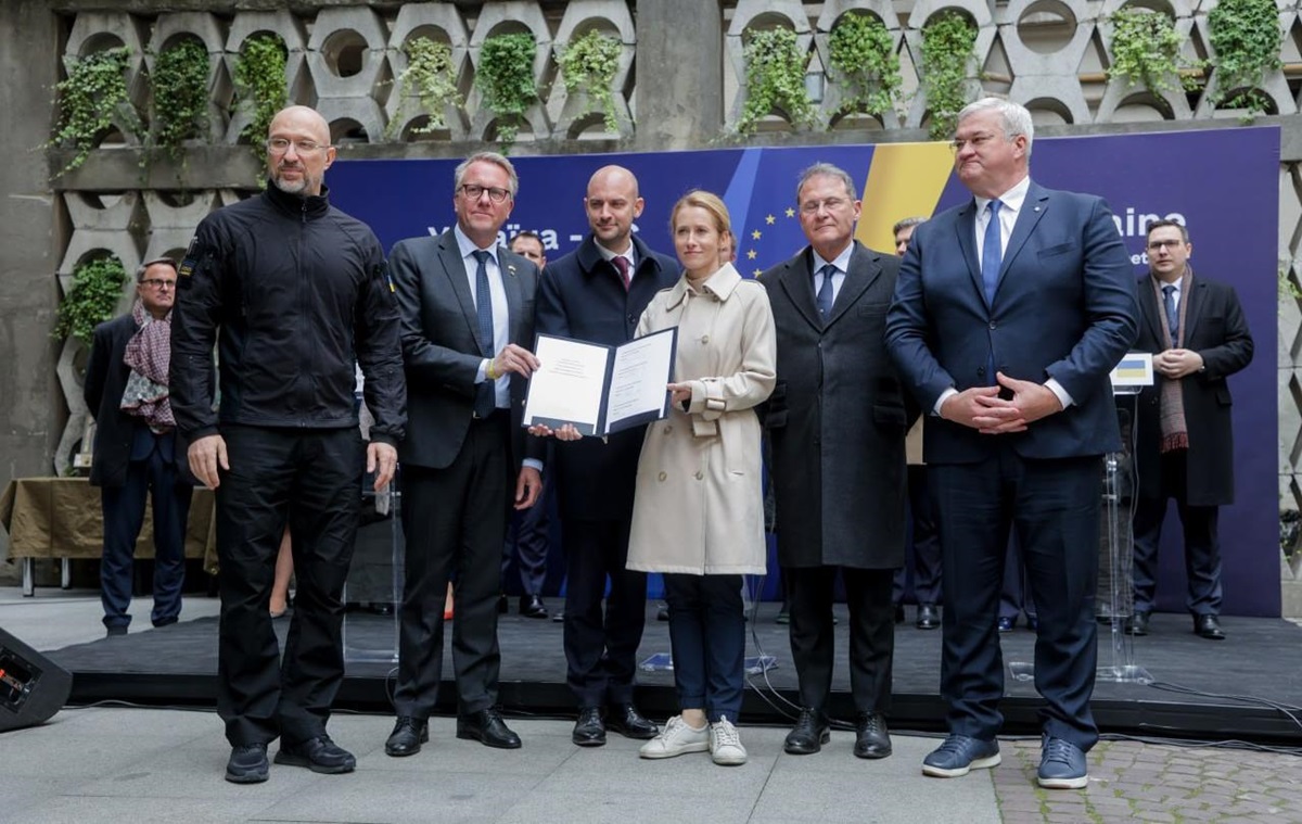 Новини України - Євросоюз надасть Україні 1,9 млрд євро на зброю