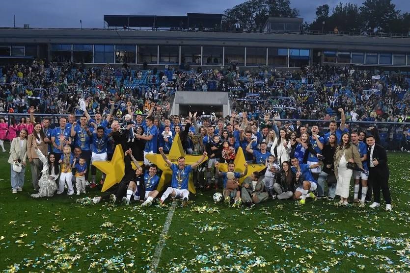 Новини спорту - З’явилася офіційна презентація нової емблеми Динамо