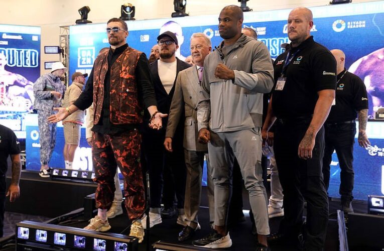 Завдання буде нелегким: Дядько Ф&rsquo;юрі зробив прогноз на бій Усик – Дюбуа