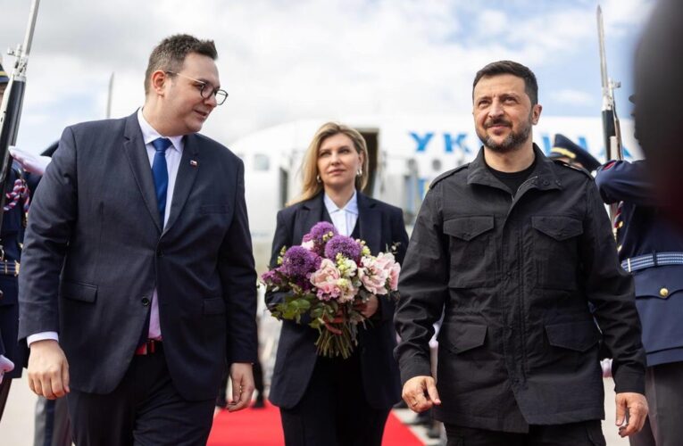 Зеленський прибув з візитом до Чехії
