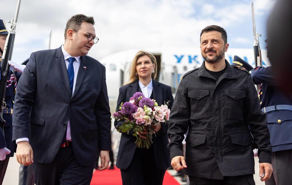 Новини України - Зеленський прибув з візитом до Чехії