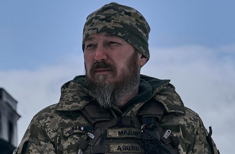 Зеленський присвоїв командиру підрозділу Птахи Мадяра звання Герой України