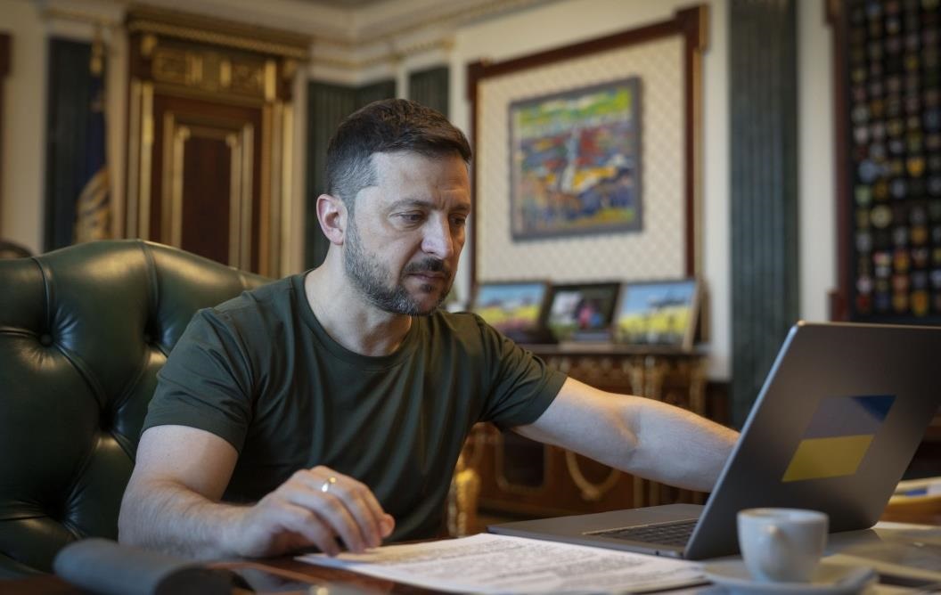 Новини України - Зеленський провів розмову з премʼєркою Данії