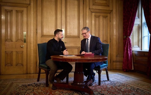 Новини світу - Зеленський розповів про розмову зі Стармером