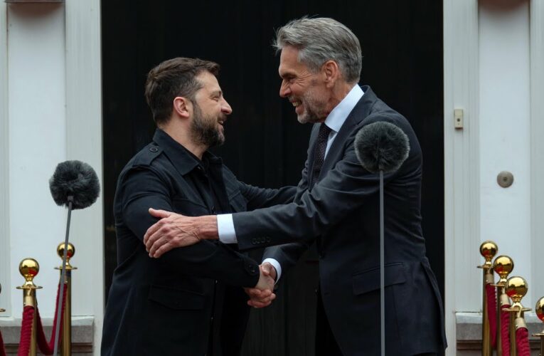 Заяви для ЗМІ Президента України Володимира Зеленського та Прем’єр-міністра Нідерландів Діка Схоофа