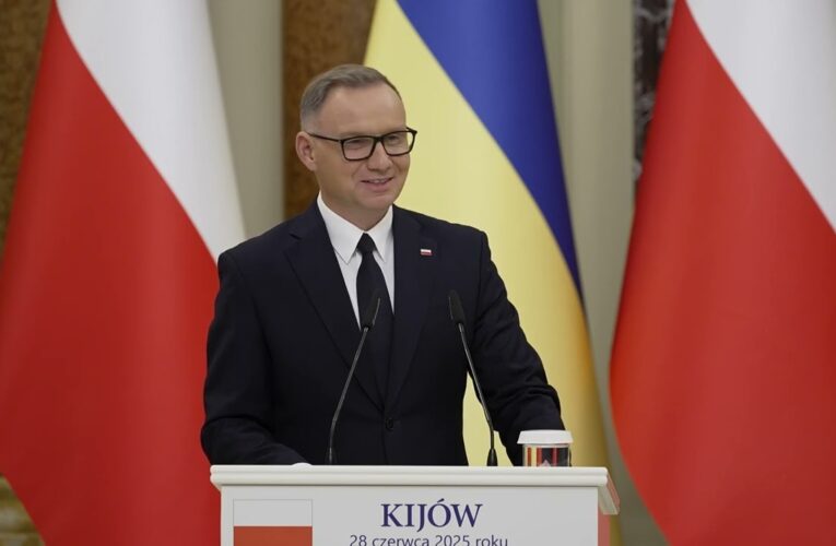 Спілкування Володимира Зеленського та Анджея Дуди з представниками медіа за результатами зустрічі