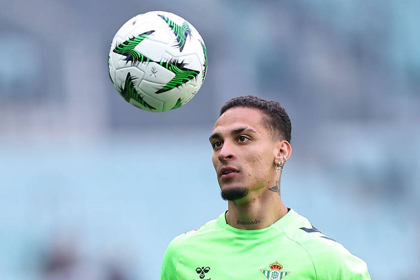 Новини спорту - Аби піти з МЮ, гравець зі "списку Аморіма" готовий на зменшення зарплати