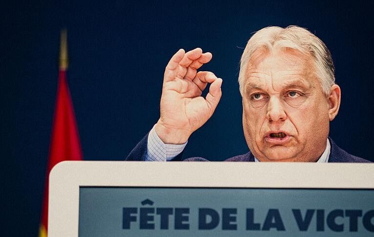 Антиукраїнський “референдум” Орбана провалився – опозиція