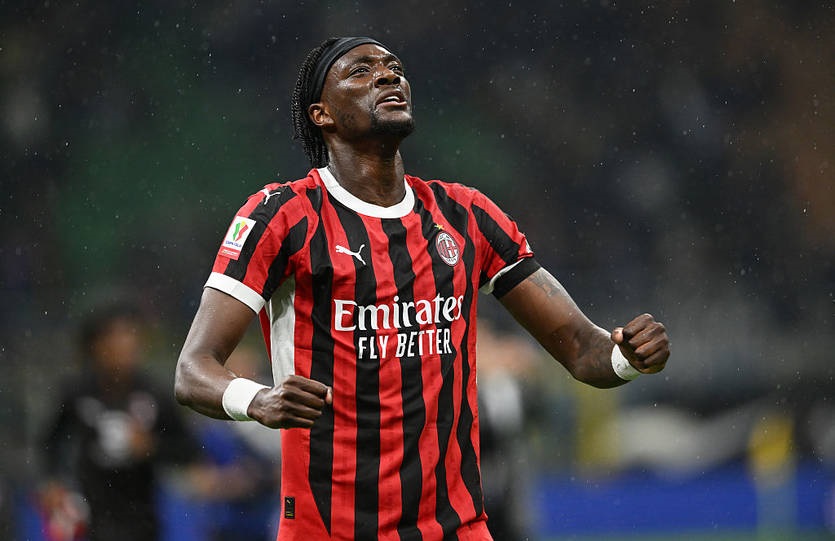 Новини спорту - Бешикташ цікавиться конкурентом Довбика, який був в оренді Мілана