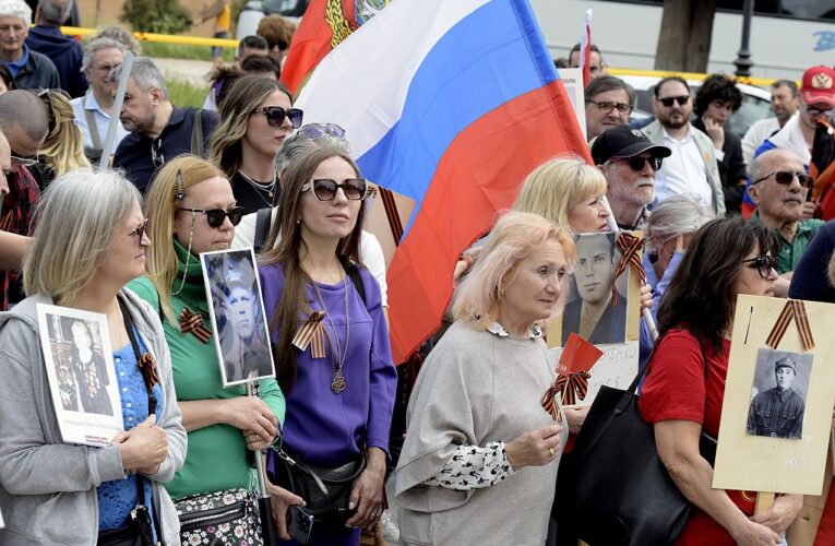 Більшість росіян прагне “нормалізації” відносин із Заходом – опитування