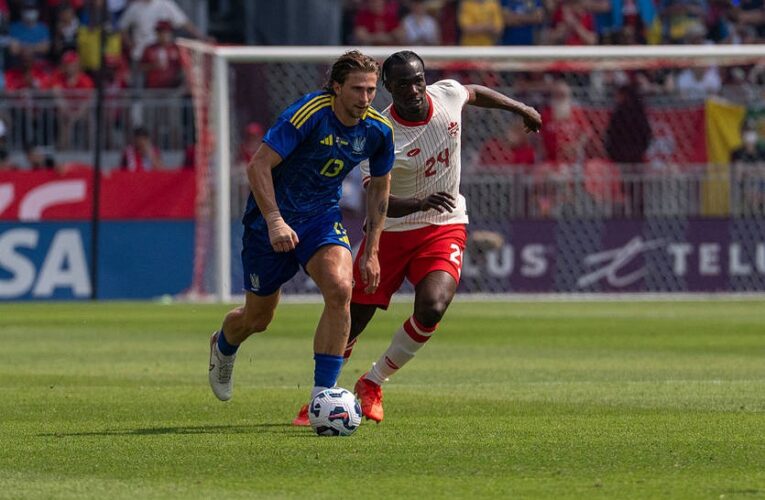 Борнмут визначився із трансферною вартістю Забарного