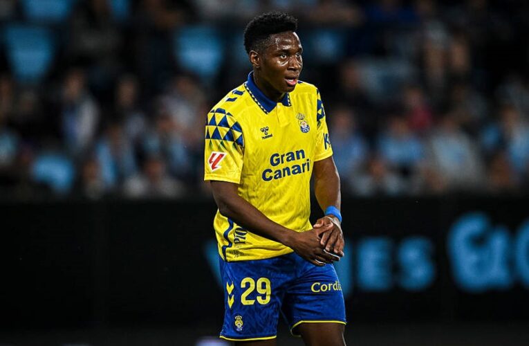 Челсі оголосив про довгостроковий контракт із півзахисником Спортінга