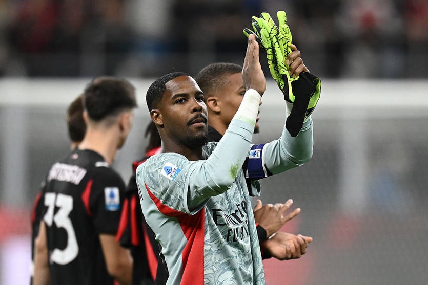 Новини спорту - Челсі пропонує Мілану за воротаря Меньяна втричі менше