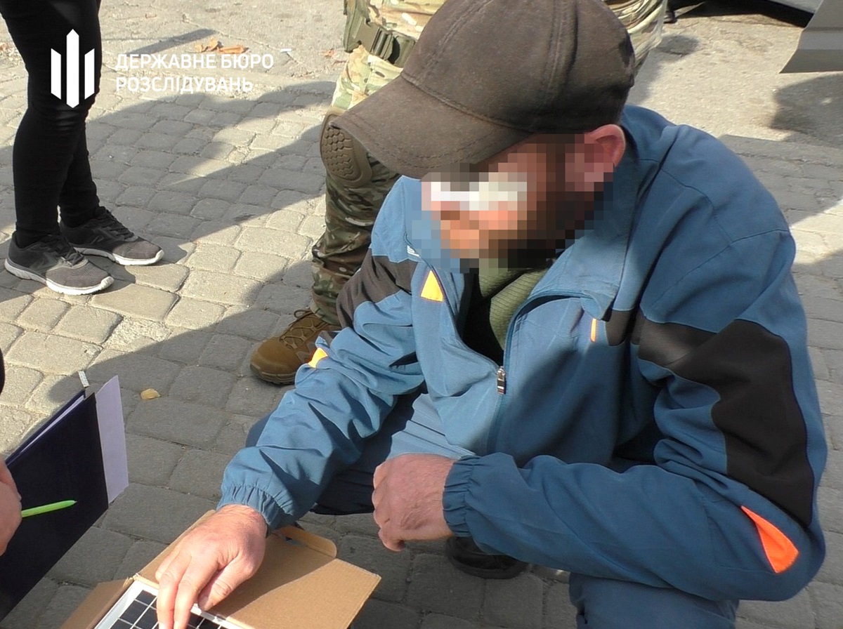 Новини України - Дезертир отримав 15 років за "злив" даних про ЗСУ