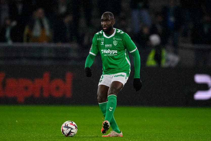 Новини спорту - Динамо готове вступити в боротьбу за французького захисника