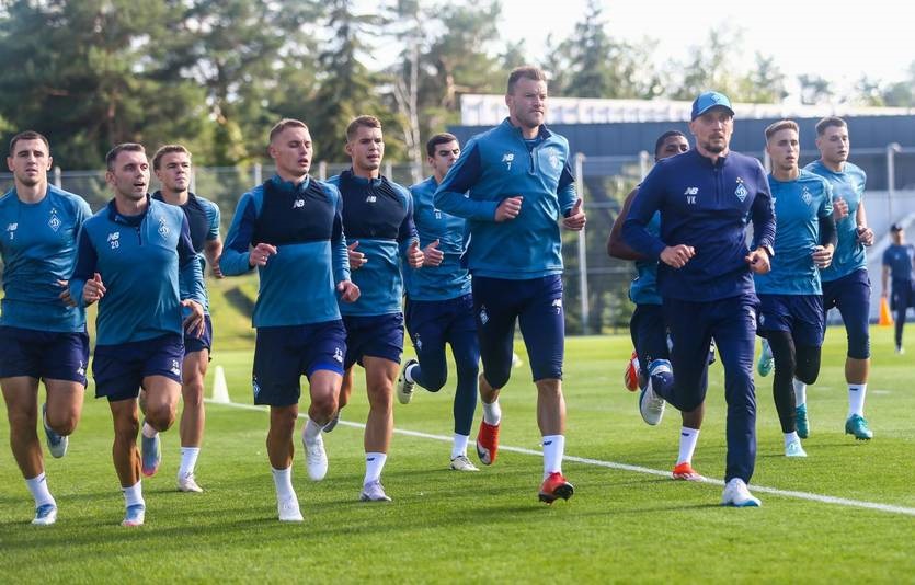 Новини спорту - Динамо прибуло до Австрії на тренувальний збір