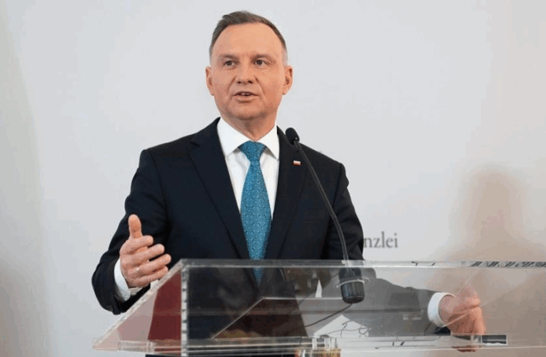 Дуда: Трамп рішуче налаштований завершити війну в Україні