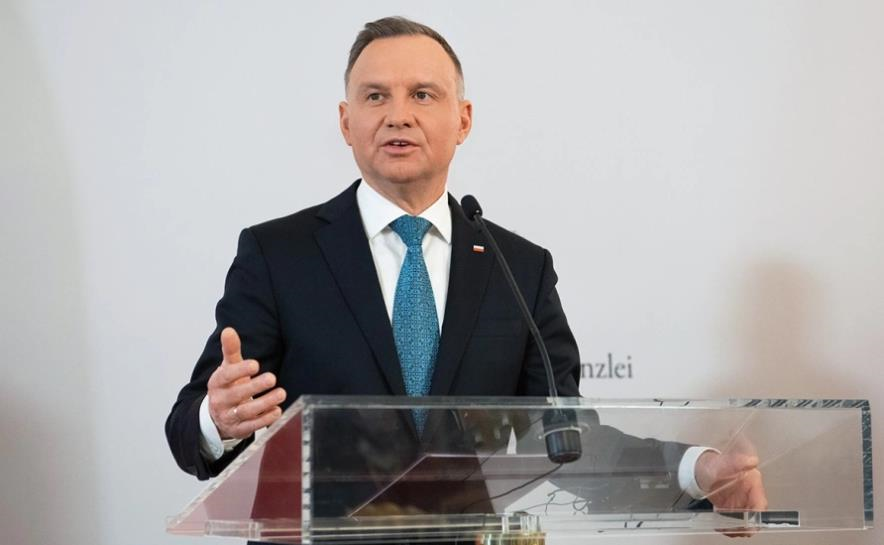 Новини світу - Дуда: Трамп рішуче налаштований завершити війну в Україні