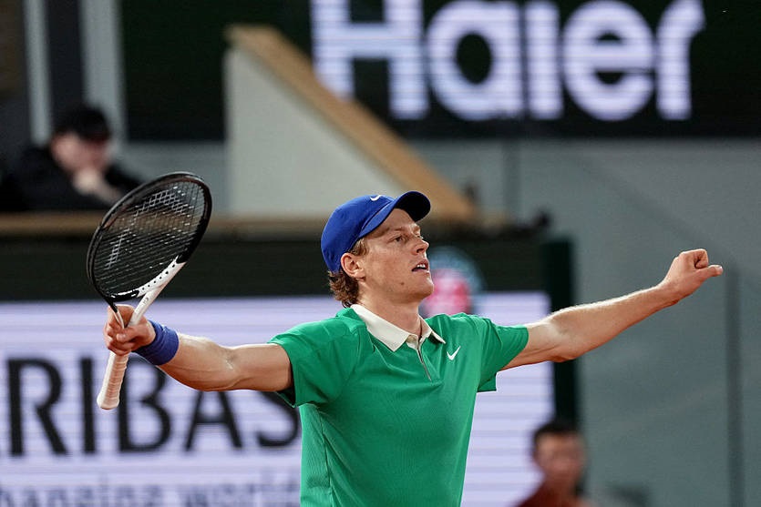 Новини спорту - Джокович поступається в півфіналі Ролан Гаррос першій ракетці світу