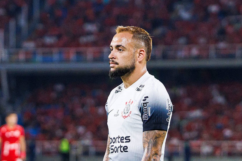 Новини спорту - ФІФА зобов’язала бразильський клуб виплатити Шахтарю мільйон євро