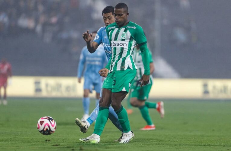 Футболіст знепритомнів під час матчу чемпіонату Колумбії