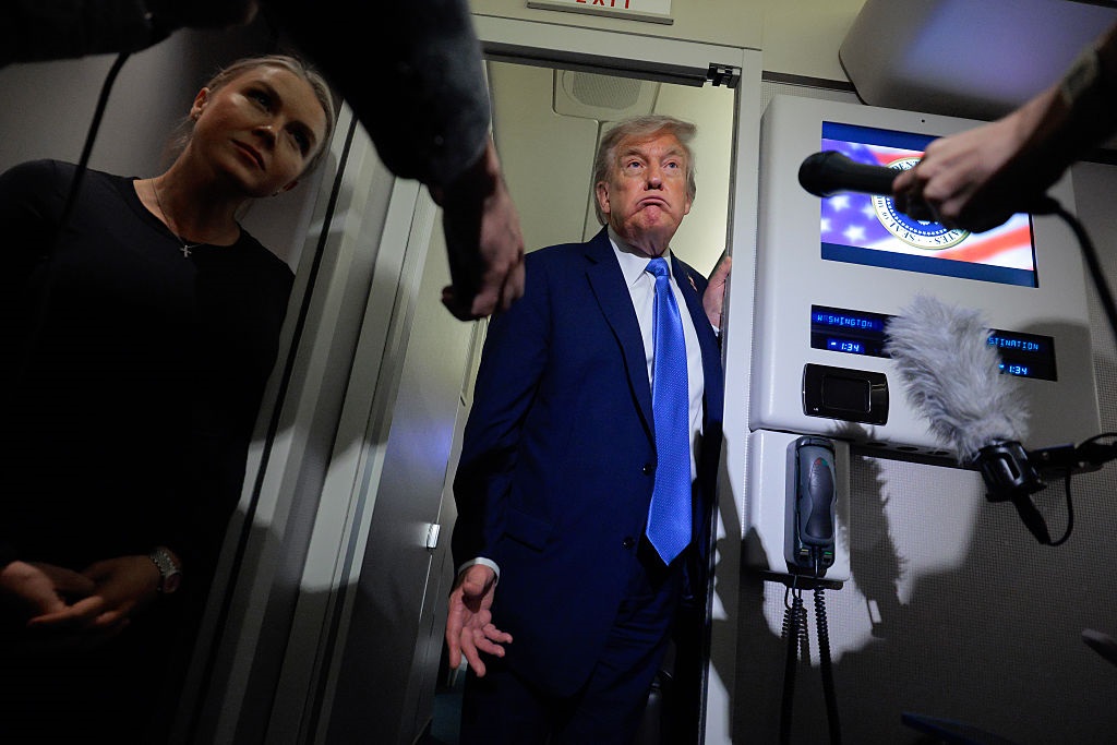 Новини світу - G7: чому Трамп терміново покинув саміт