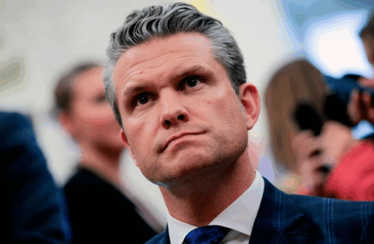 Геґсет відповів на запитання, чи піде Путін війною на Захід