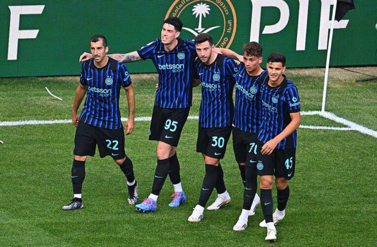 Інтер здолав Рівер Плейт, Монтеррей не залишив шансів супернику