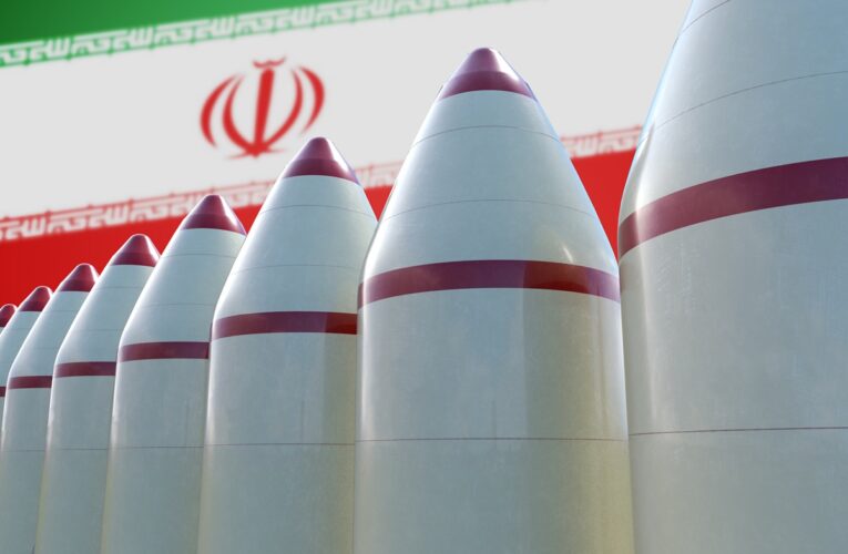 Китай постачає Ірану матеріали для балістичних ракет – ЗМІ