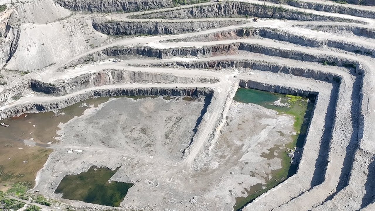 Нацполіція повідомила 19 підозр за виведення з-під санкцій РНБО підприємств — спецоперація «Граніт»