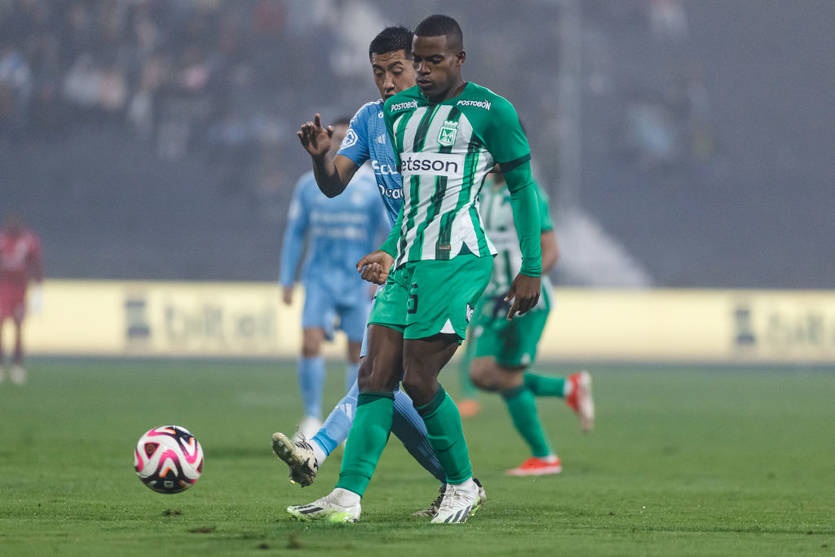 Новини спорту - Колумбійський футболіст із сердечною вадою в минулому знепритомнів на полі