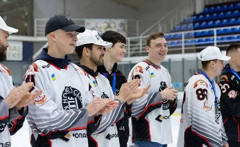 Континентальний кубок: чемпіон України з хокею дізнався суперників