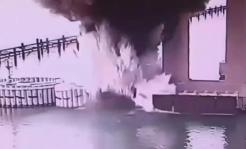 Новини України - Кримський міст: підводний вибух і нові атаки