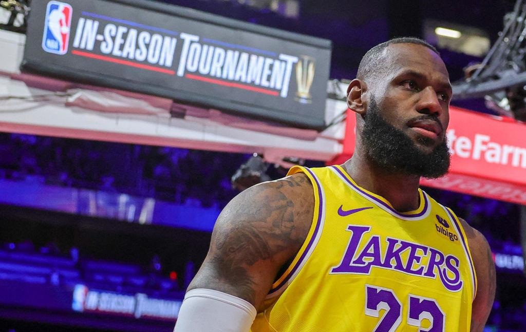 Новини спорту - Лейкерс продадуть за рекордні $10 млрд - ЗМІ