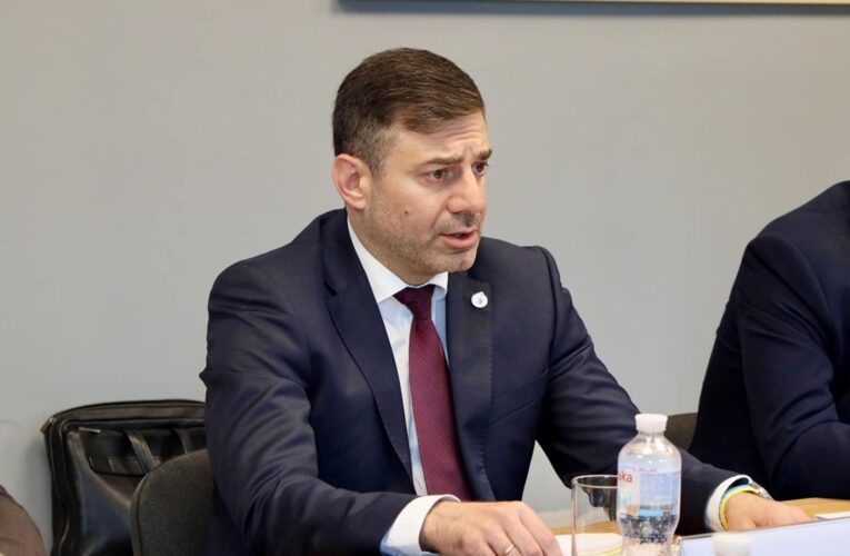 Лубінець відреагував на утримання бойового медика в ТЦК