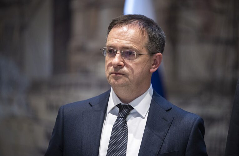 Мединський заявив про особисту зустріч з Умєровим, яка тривала 2,5 години